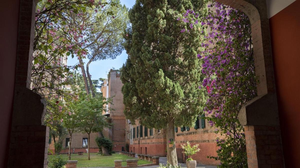 Appartamento Courtyard Doria Comfort & Style At Vatican Museums *